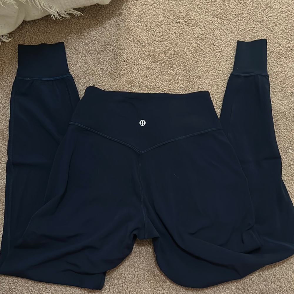 Lululemon align high rise joggers NEW!